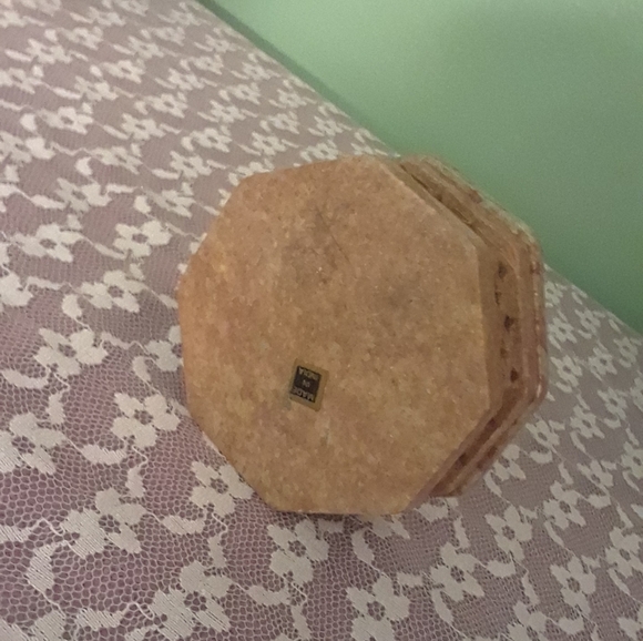 Stone octagon Floral jewellery trinket box - Picture 12 of 16